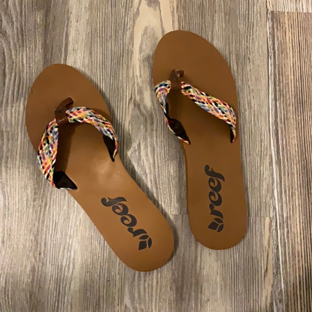 Reef flip flops size 11 women’s